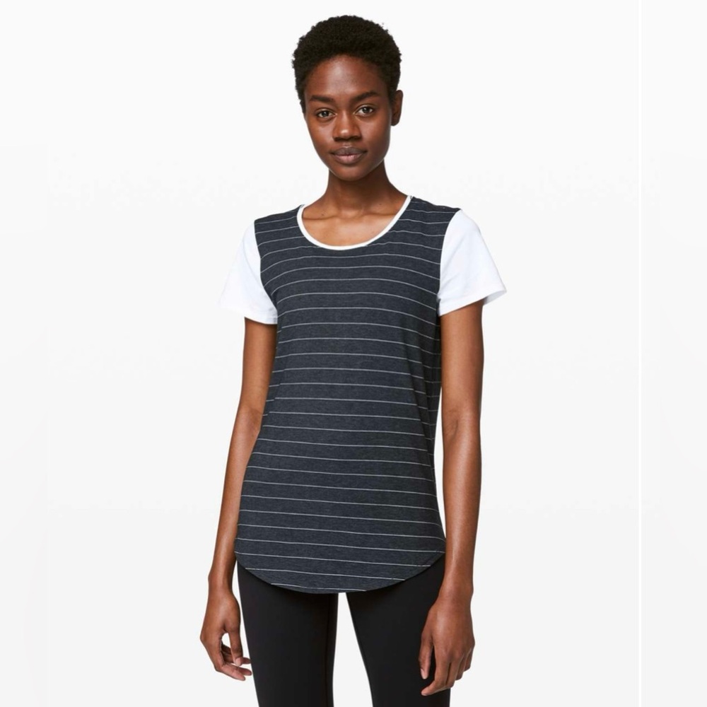 Lululemon Love Crew III Sz 6